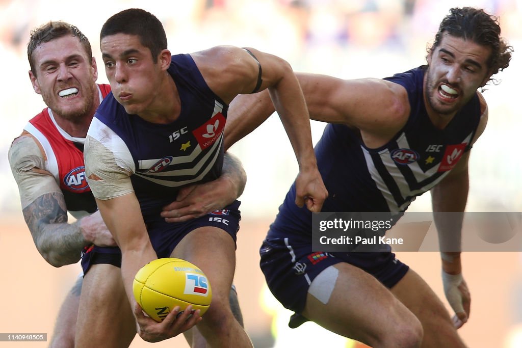 AFL Rd 3 - Fremantle v St Kilda