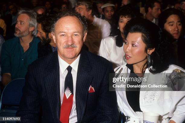 Actor Gene Hackman and wife Betsy Arakawa pose for a portrait in 1986 in Los Angeles, California.
