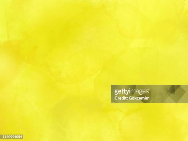 ilustrações, clipart, desenhos animados e ícones de beira das matiz da pintura amarela que espirra gotículas. elemento do projeto dos cursos da aguarela. a mão colorida amarela pintou a textura abstrata. - lemonade