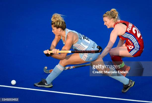 Agustina Albertarrio of Argentina plays a shot during the Women's FIH Field Hockey Pro League match between Argentina and Great Britain at Estadio...
