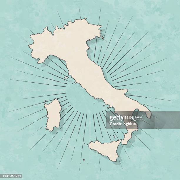 illustrazioni stock, clip art, cartoni animati e icone di tendenza di mappa italia in stile vintage retrò - carta vecchia testurata - italy