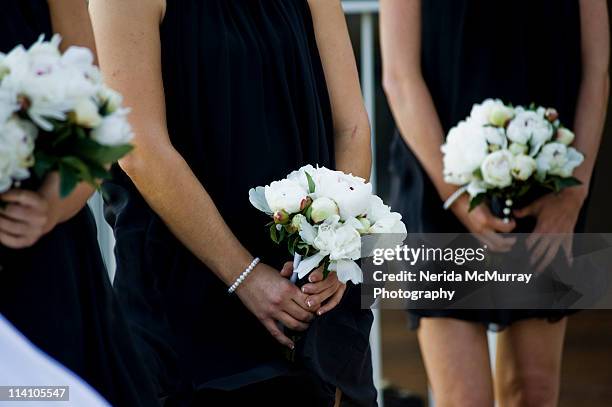 wedding flowers - bridesmaid stock pictures, royalty-free photos & images