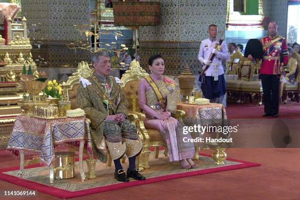 Rey Rama Rama (King Of Thailand) Photos and Premium High Res Pictures - Getty Images