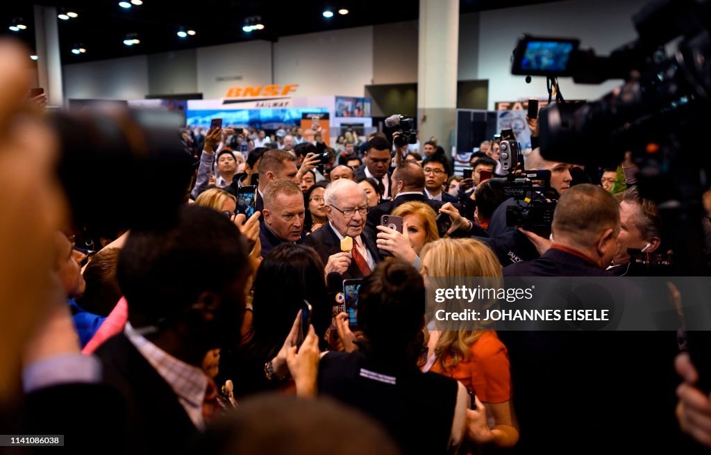 US-finance-Buffett-politics