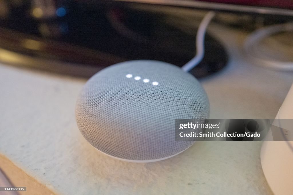 Google Home Mini