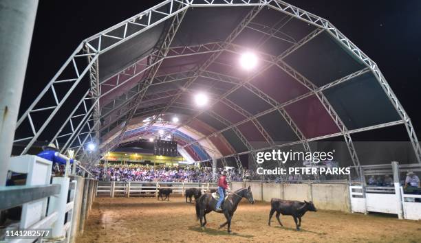 Prosten Campdraft 62 Campdrafting Stock Photos, High-Res Pictures, and Images - Getty Images