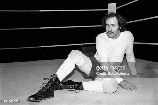 Andy Kaufman at a rehearsal for 'Teaneck Tanzi: The Venus Flytrap', a Broadway play that closed after just one night, at the Nederlander Theatre in...