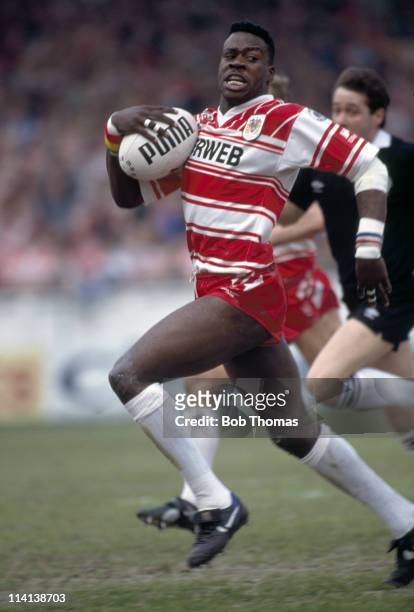Martin Offiah of Wigan in action against Bradford Northern during their Rugby League Championship match at Wigan on 11th April 1992. Wigan won 50-8...