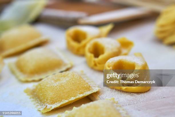 pasta - tortellini bildbanksfoton och bilder