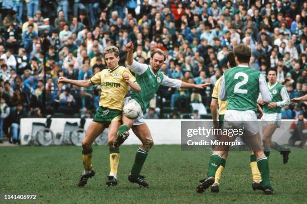 Hibernian 0-2 Celtic, Scottish Premier League match at Easter Road, Saturday 2nd April 1988.