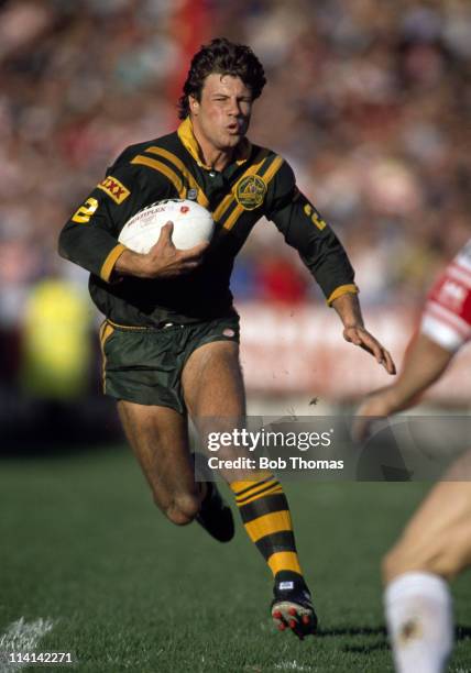 Andrew Ettingshausen of Australia in action against Wigan during the Kangaroos Tour of Great Britain at Wigan on 14th October 1990. Australia won...