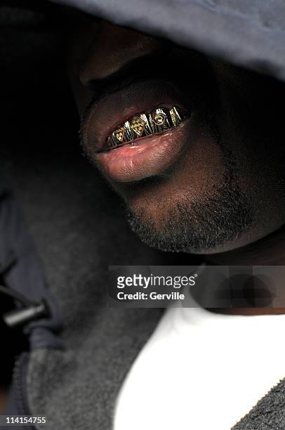 grilling - rapper stock pictures, royalty-free photos & images
