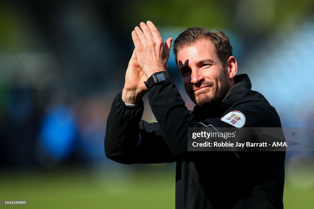 Huddersfield Town v Manchester United - Premier League