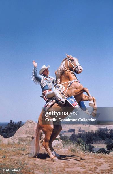 Roy Trigger Rearing 302 Trigger Horse Stock Photos, High-Res Pictures, and Images - Getty ...