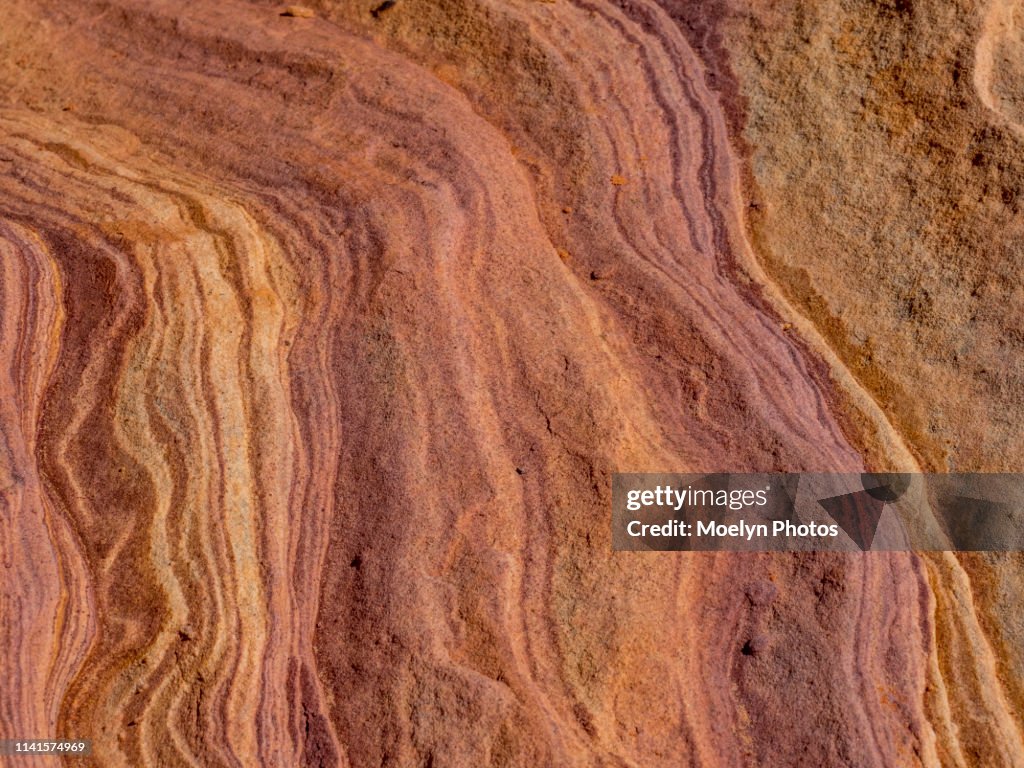 Layers In Small Rocks Close Up Of Rock Layers High-Res Stock Photo - Getty Images