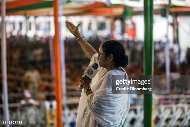 Mamata Banerjee, chief minister of West Bengal, speaks during a campaign rally in Swarupnagar, West Bengal, India, on Monday, April 29, 2019....