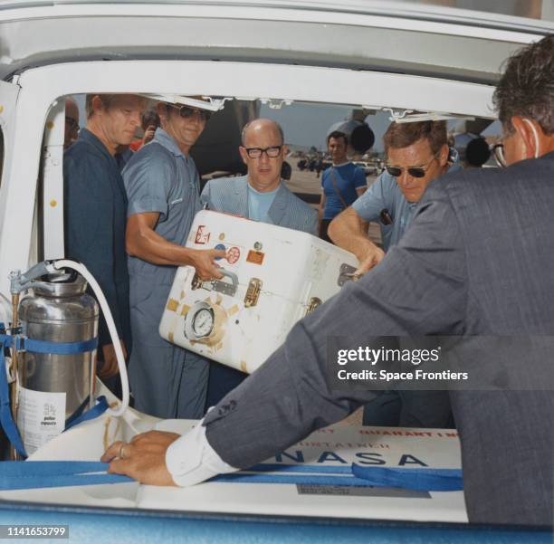 50 Lunar Receiving Laboratory Stock Photos, High-Res Pictures, and ...