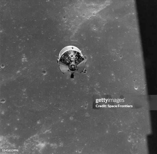 Apollo Service Module Explosion 77 Apollo Command And Service Modules Stock Photos, High-Res Pictures ...
