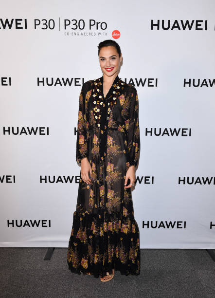 Gal Gadot attends the Canadian launch for the new Huawei P30 Series held at the Carlu on April 09, 2019 in Toronto, Canada.