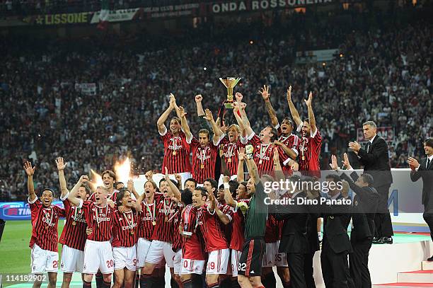 Players of Milan celebrates victory the italy championship after the Serie A match between AC Milan and Cagliari Calcio at Stadio Giuseppe Meazza on...