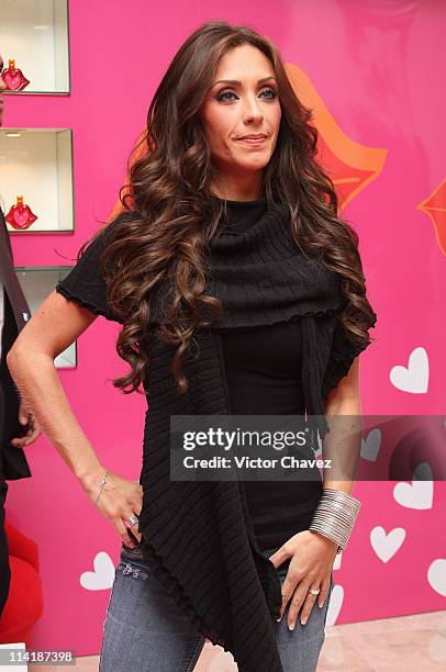 59 Beso By Agatha Ruiz De La Prada Fragrance Launch Photos and Premium High Res Pictures - Getty Images 59 Beso By Agatha Ruiz De La Prada Fragrance Launch Photos and Premium High Res Pictures - Getty Images
