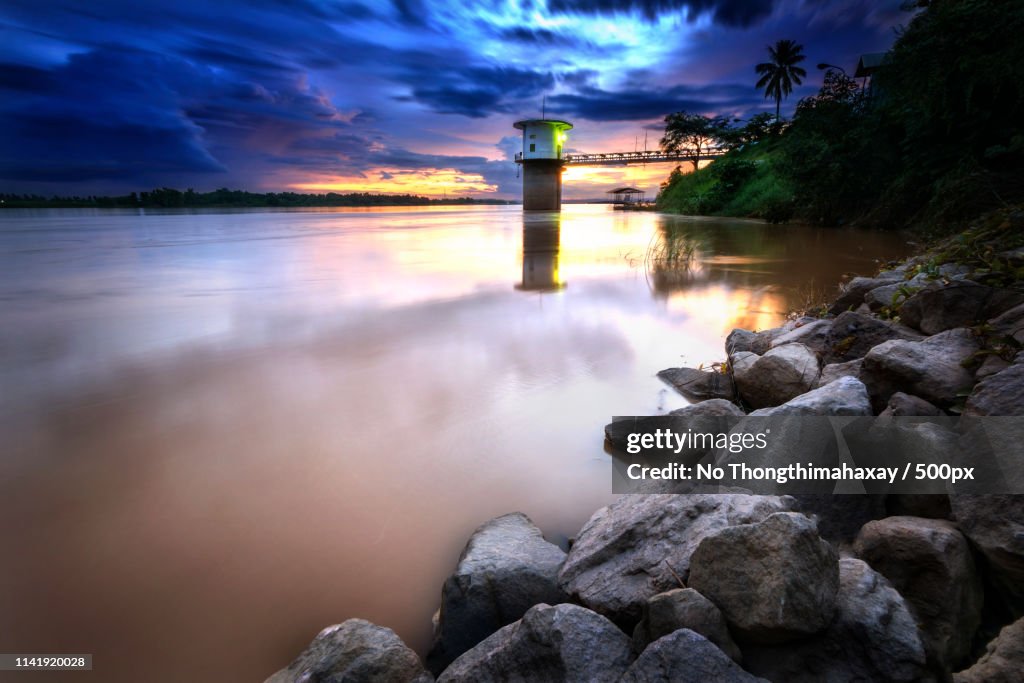 Eert Reverof River Of Heart High-Res Stock Photo - Getty Images