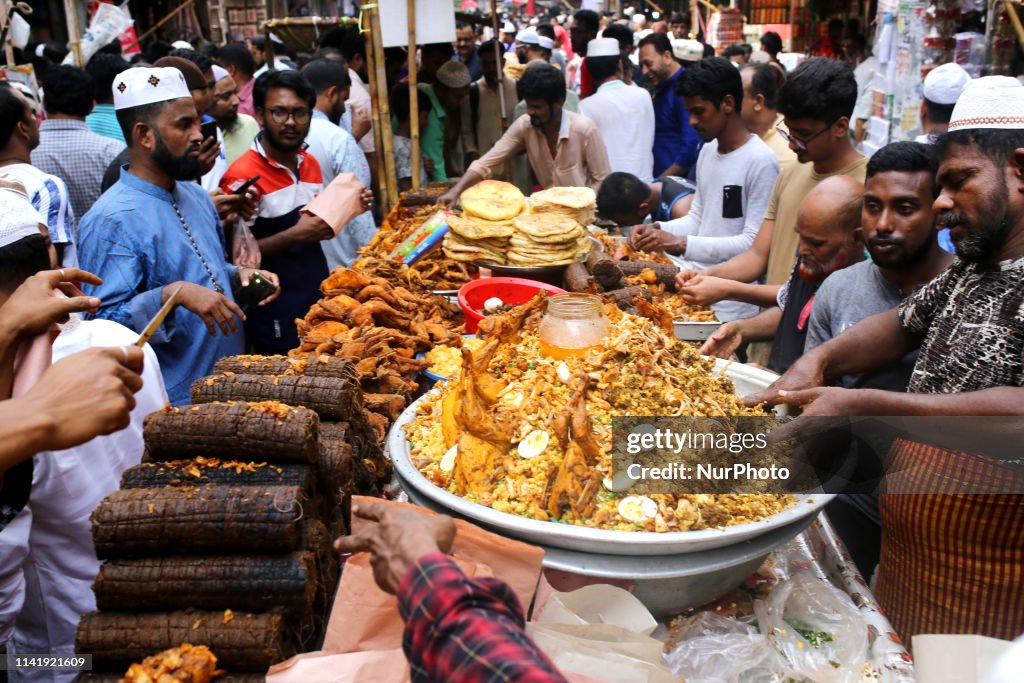 Traditional Iftar Market In Dhaka