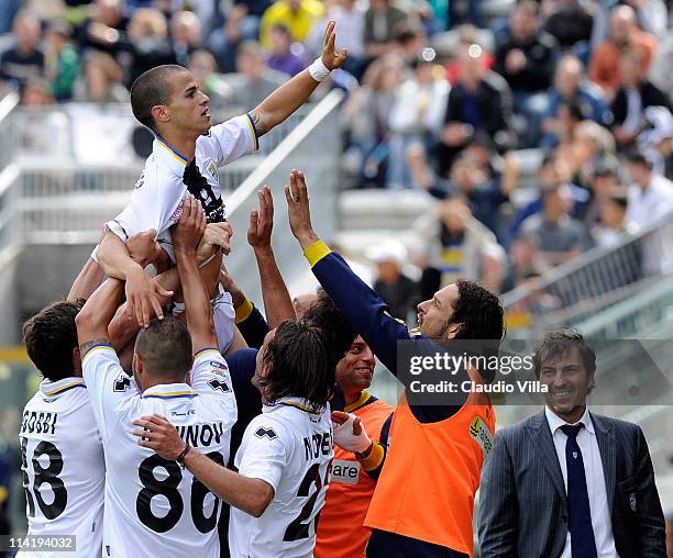 Sebastian Giovinco of Parma FC celebrates scoring the first goal during the Serie A match between Parma FC and Juventus FC at Stadio Ennio Tardini on...