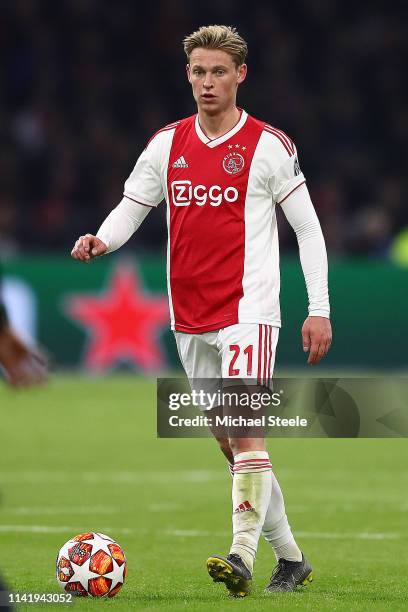 Frenkie de Jong of Ajax during the UEFA Champions League Quarter Final first leg match between Ajax and Juventus at Johan Cruyff Arena on April 10,...