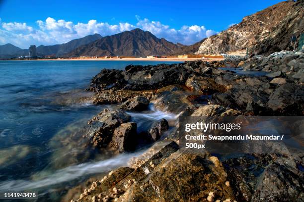 coast side - fujairah stock pictures, royalty-free photos & images