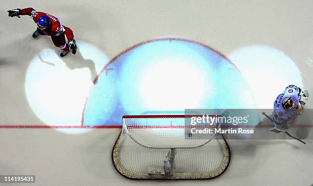 Jan Marek celebrates his team's 4th goal during the IIHF World Championship bronze medal match between Czech Republic and Russia at Orange Arena on...