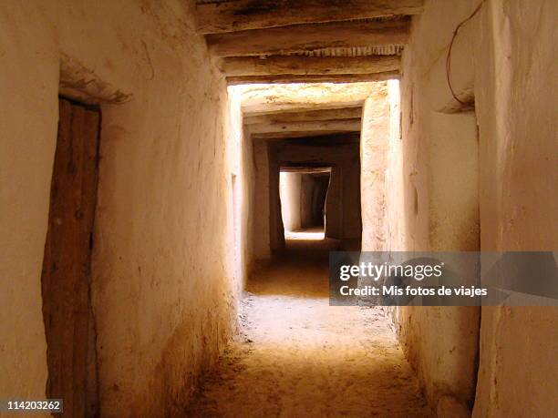 old city of ghadames libya sahara desert 2 - gadames stock pictures, royalty-free photos & images