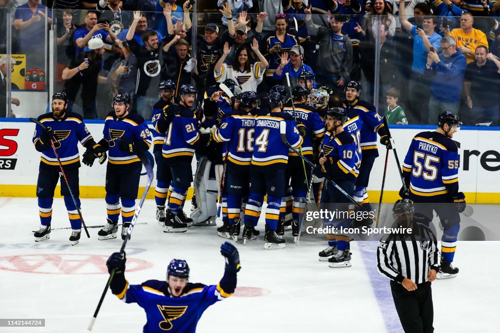 NHL: MAY 7 Stanley Cup Playoffs Second Round - Stars at Blues