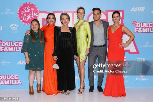 Cast members Vanessa Diaz, Regina Blandon; Florinda Meza, Fernanda Castillo, Vadhir Derbez and Paz Bascunan attend the 'Dulce Familia' premiere at...