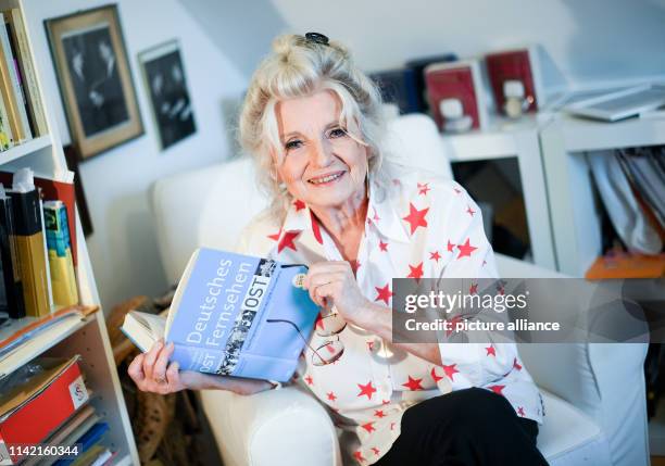 April 2019, Berlin: EXCLUSIVE - Helga Piur, actress, in her study. Photo: Britta Pedersen/dpa-Zentralbild/ZB