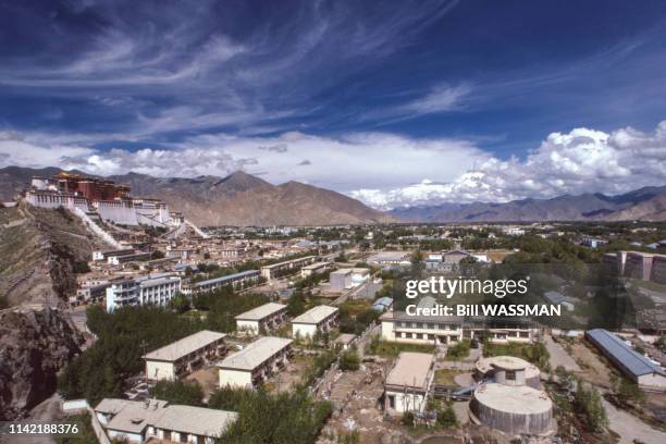 Le palais du Potala à Lhassa, en 1986, au Tibet, Chine.