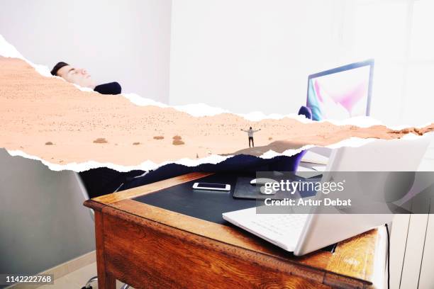 Actor Ripping Paper Man Ripping Paper Photos and Premium High Res Pictures - Getty Images