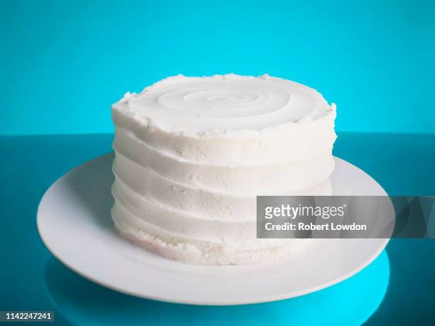 buttercream cake - alcorza fotografías e imágenes de stock