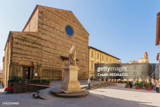 Piazza San Francesco square. Church of San Francesco. Arezzo. Tuscany. Italy. Europe.