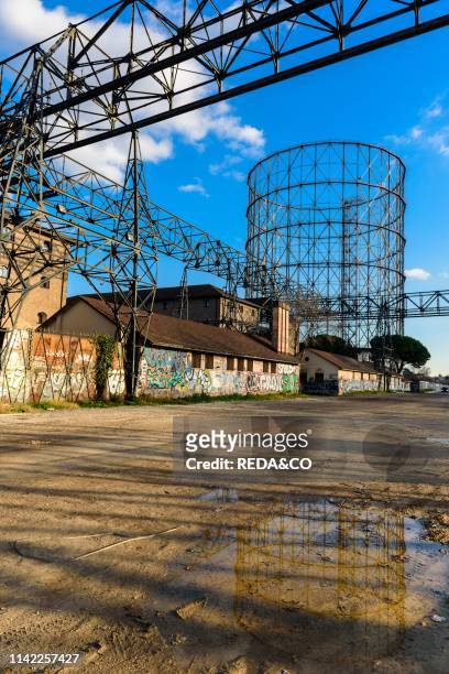 Old gasometer. Graffiti. Testaccio. Tevere river. Rome. Lazio. Italy. Europe.