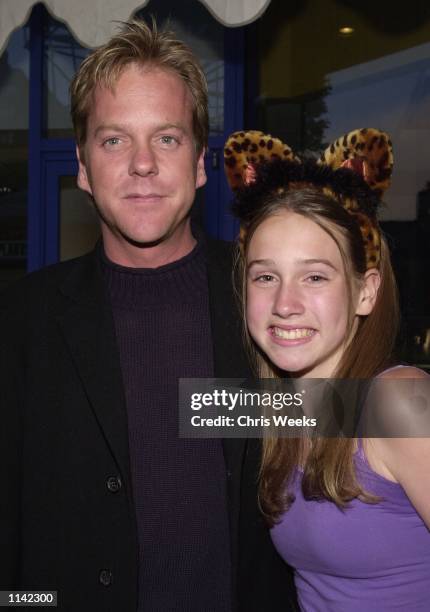 Actor Kiefer Sutherland and his daughter Sarah arrive at the world premiere of Universal Pictures'' "Josie and the Pussycats" April 9, 2001 at the...