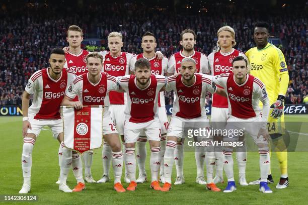 Matthijs de Ligt of Ajax, Donny van de Beek of Ajax, Dusan Tadic of Ajax, Daley Blind of Ajax, Kasper Dolberg of Ajax, Ajax goalkeeper Andre Onana...