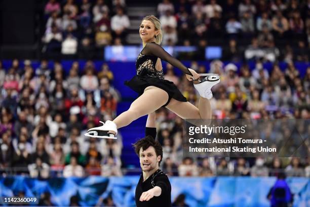 KirstenÂ Moore-Towers and MichaelÂ Marinaro of Canada compete in the Pair Free Skating on day three of the ISU Team Trophy at Marine Messe Fukuoka on...