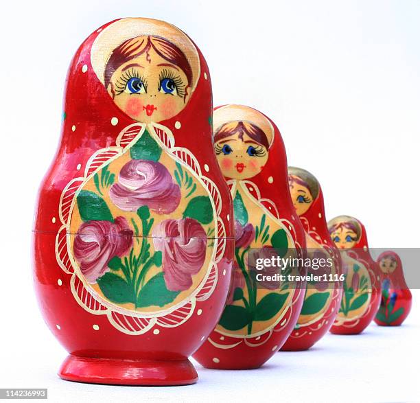 muñecas rusas - mamushka fotografías e imágenes de stock