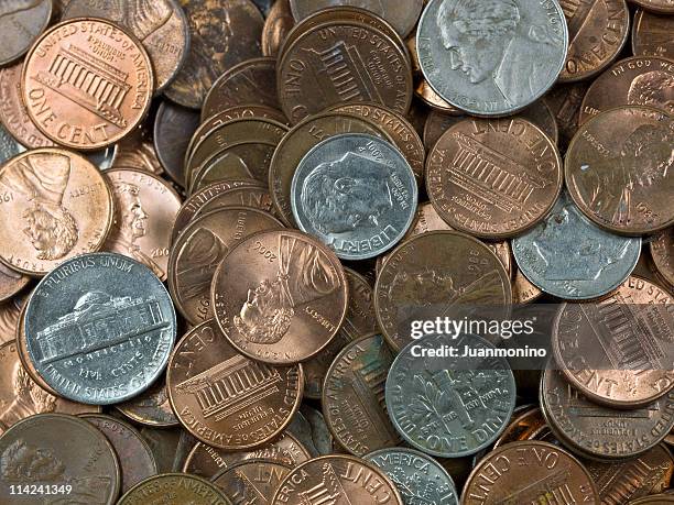 pennies, nickels and dimes background - tiocentsmynt bildbanksfoton och bilder