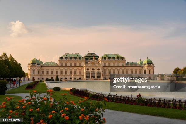 belvedere palace. vienna, austria - belvedere palace vienna imagens e fotografias de stock