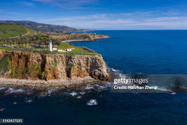 schöne landschaft von point vicente leuchtturm. rancho palos verdes, kalifornien - catalina island stock-fotos und bilder