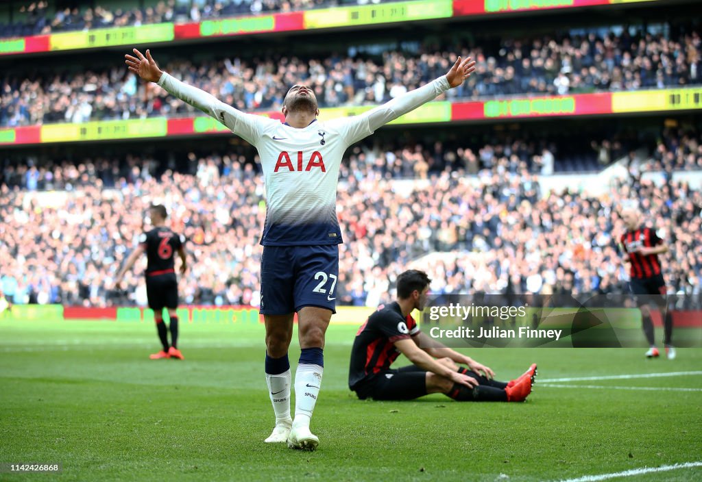 Tottenham Hotspur v Huddersfield Town - Premier League