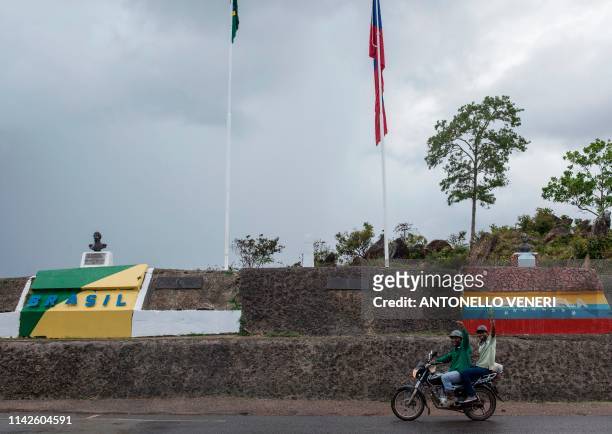 View of the Brazil-Venezuelan border crossing in Pacaraima, Roraima state in Brazil, on May 10, 2019. - Venezuela on Friday reopened its borders with...