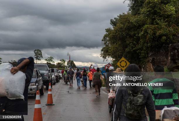 View of the Brazil-Venezuelan border crossing in Pacaraima, Roraima state in Brazil, on May 10, 2019. - Venezuela on Friday reopened its borders with...